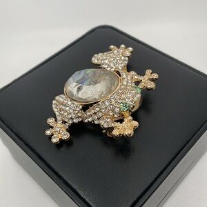 Vintage Napier Jewelry Gold Tone Frog Brooch with Crystals and Mother of Pearl
